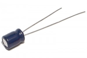 ELECTROLYTIC CAPACITOR 22µF 25V 5x11mm