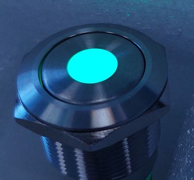 KYTKIN VIHREÄLLÄ LED-MERKKIVALOLLA 12V (ON)-OFF KYTKIN VIHREÄLLÄ LED-MERKKIVALOLLA 12V (ON)-OFF