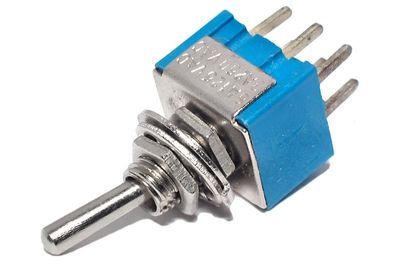 2-NAPAINEN PIENI VIPUKYTKIN "CHINA" ON/ON 2-NAPAINEN PIENI VIPUKYTKIN "CHINA" ON/ON