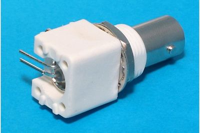 BNC-LIITIN NAARAS RUNKO ERISTETTY PRINTILLE KULMA (50ohm) BNC-LIITIN NAARAS RUNKO ERISTETTY PRINTILLE KULMA (50ohm)