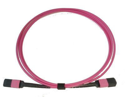 MM OM4 KYTKENTÄKUITU (12 kuitua) MPO(f)-MPO(f) Type A , 2m MM OM4 KYTKENTÄKUITU (12 kuitua) MPO(f)-MPO(f) Type A , 2m