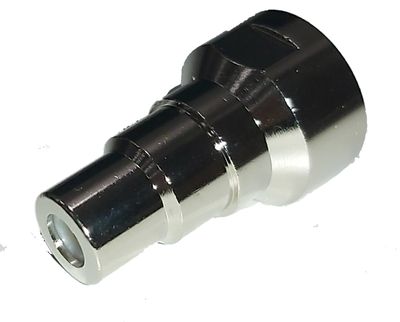 RCA-NAARASLIITIN AK-40 ADAPTERISARJAAN