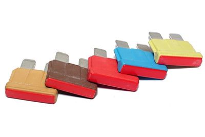 AUTOSULAKE 80V 5A AUTOSULAKE 80V 5A