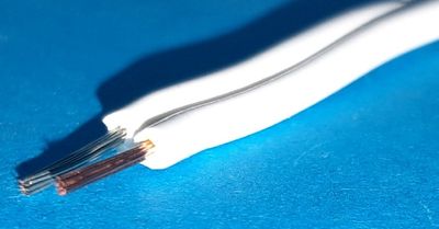 KAIUTINKAAPELI 2x 0,35mm2 VALKOINEN (OFC) 1m KAIUTINKAAPELI 2x 0,35mm2 VALKOINEN (OFC) 1m