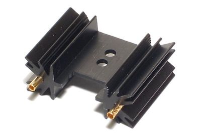 JÄÄHDYTYSLEVY TO220/TO3P/TO247 KOTELOLLE JÄÄHDYTYSLEVY TO220/TO3P/TO247 KOTELOLLE