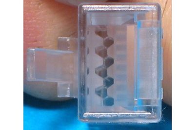 RJ45-PURISTUSLIITIN CAT6-UTP YKSISÄIKEISELLE KAAPELILLE