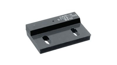 REED-KYTKIMEN MAGNEETTI RUUVIKIINNITYKSELLÄ REED-KYTKIMEN MAGNEETTI RUUVIKIINNITYKSELLÄ