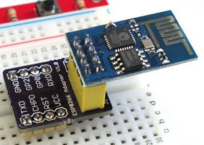 ESP8266 LEIPÄLAUTA SOVITIN