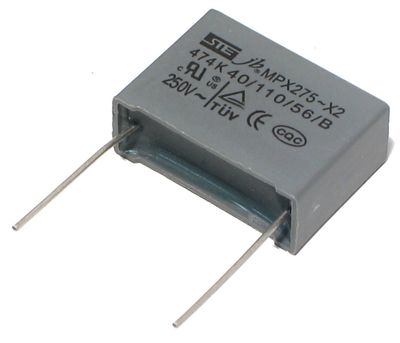HÄIRIÖNPOISTOKONDENSAATTORI 680nF 275V~X2 R27,5 HÄIRIÖNPOISTOKONDENSAATTORI 680nF 275V~X2 R27,5