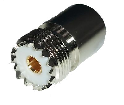 UHF-NAARASLIITIN AK-40 ADAPTERISARJAAN