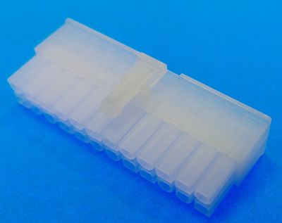 CP01124 4,2mm PISTOKE JOHTOON 24-NAPAINEN UL 94V-2