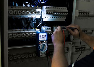 PeakTech 3444 YLEISMITTARI TRMS IP67 6000C PeakTech 3444 YLEISMITTARI TRMS IP67 6000C