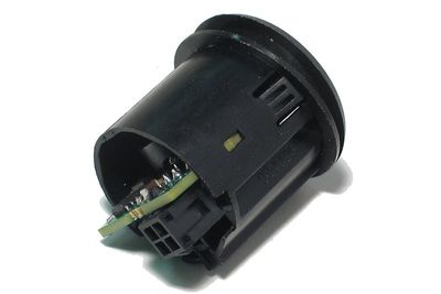 PANEELIASENNETTAVA AUTOLATURI USB-LAITTEILLE 2,1A 10W