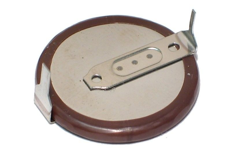 Ladattavat nappiparistot 3V